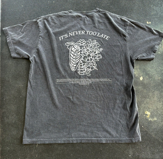 "IT'S NEVER TOO LATE" Heavyweight Tee