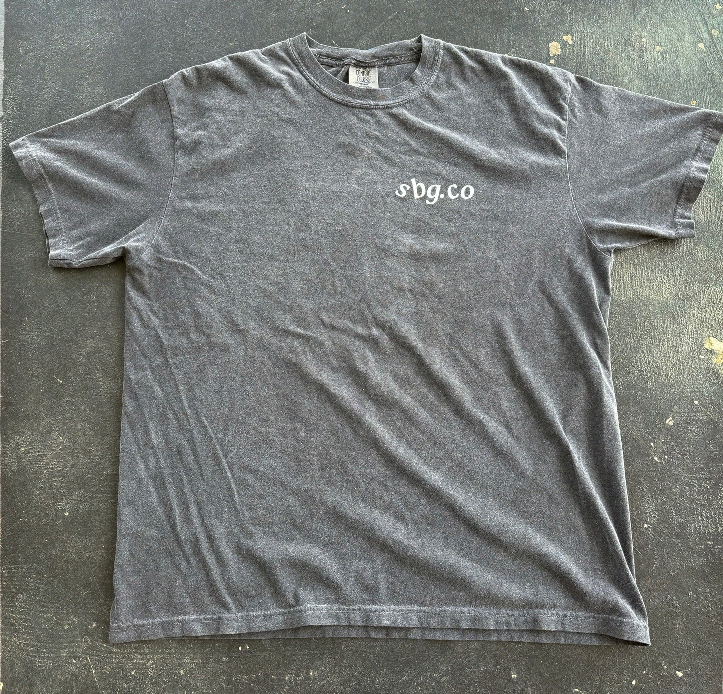 "IT'S NEVER TOO LATE" Heavyweight Tee