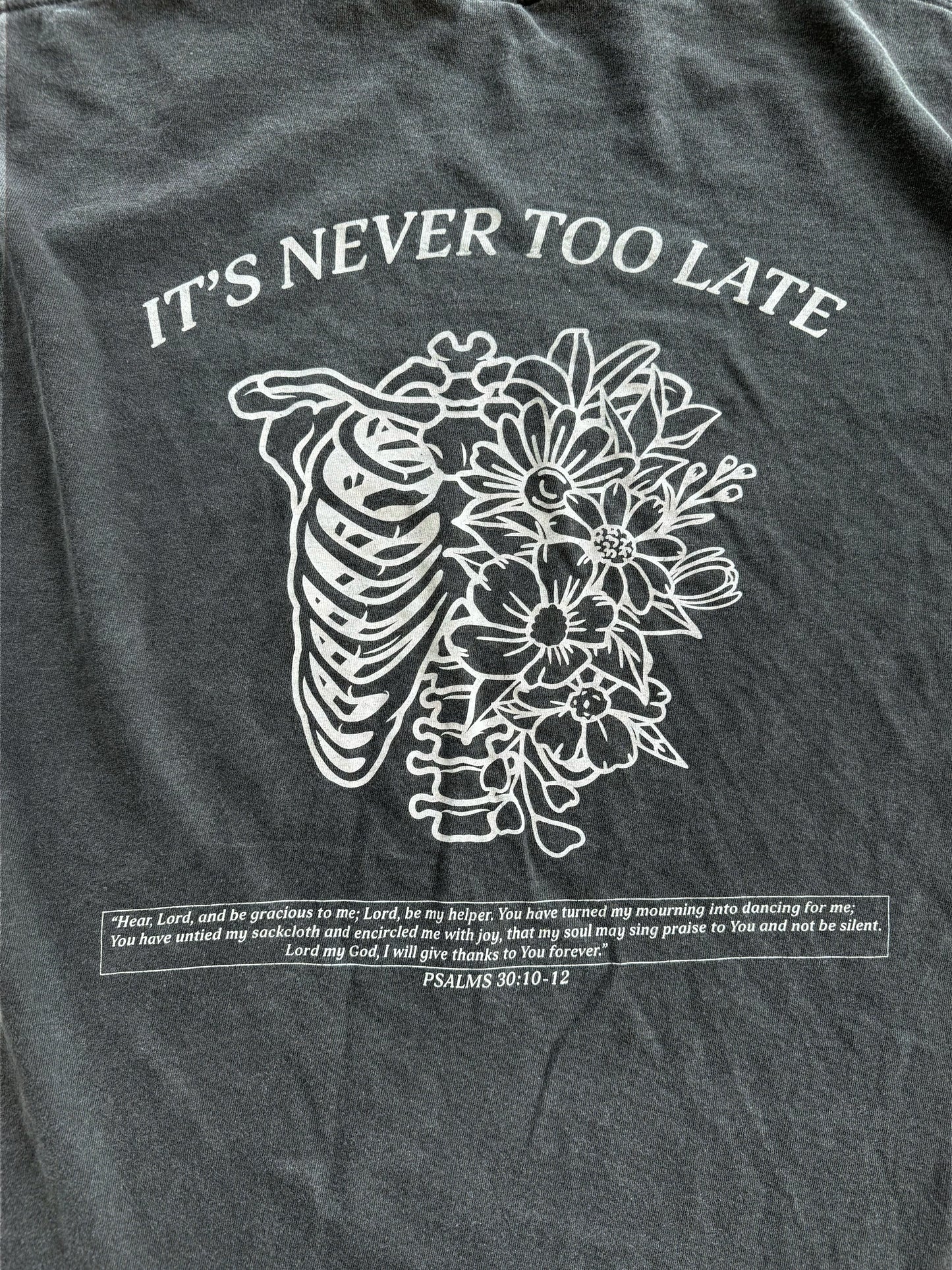 "IT'S NEVER TOO LATE" Heavyweight Tee